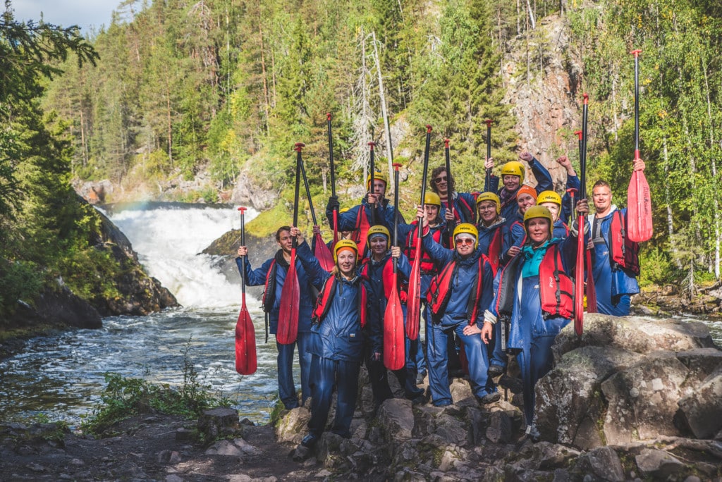 Tailored Adventures Rukapalvelu Rafting group at Jyrävä waterfall
