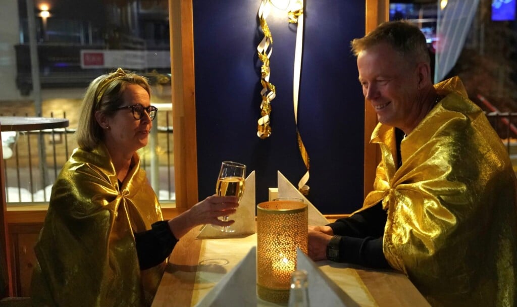 Zonen synttärit, teemana kultajuhlat